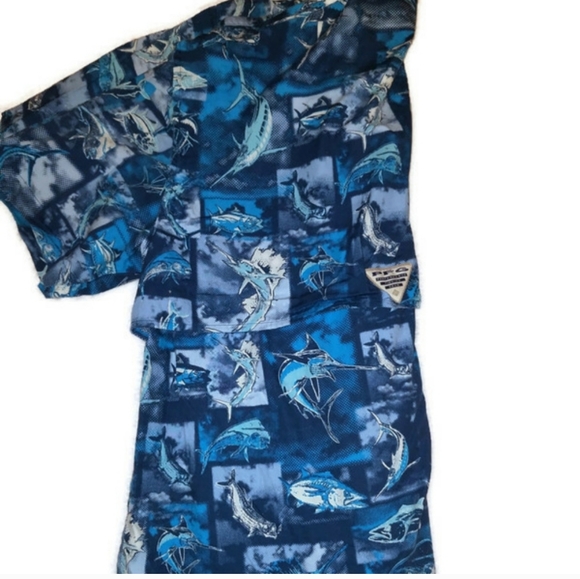 Columbia Buttom Down Casual Shirt - Picture 3 of 5